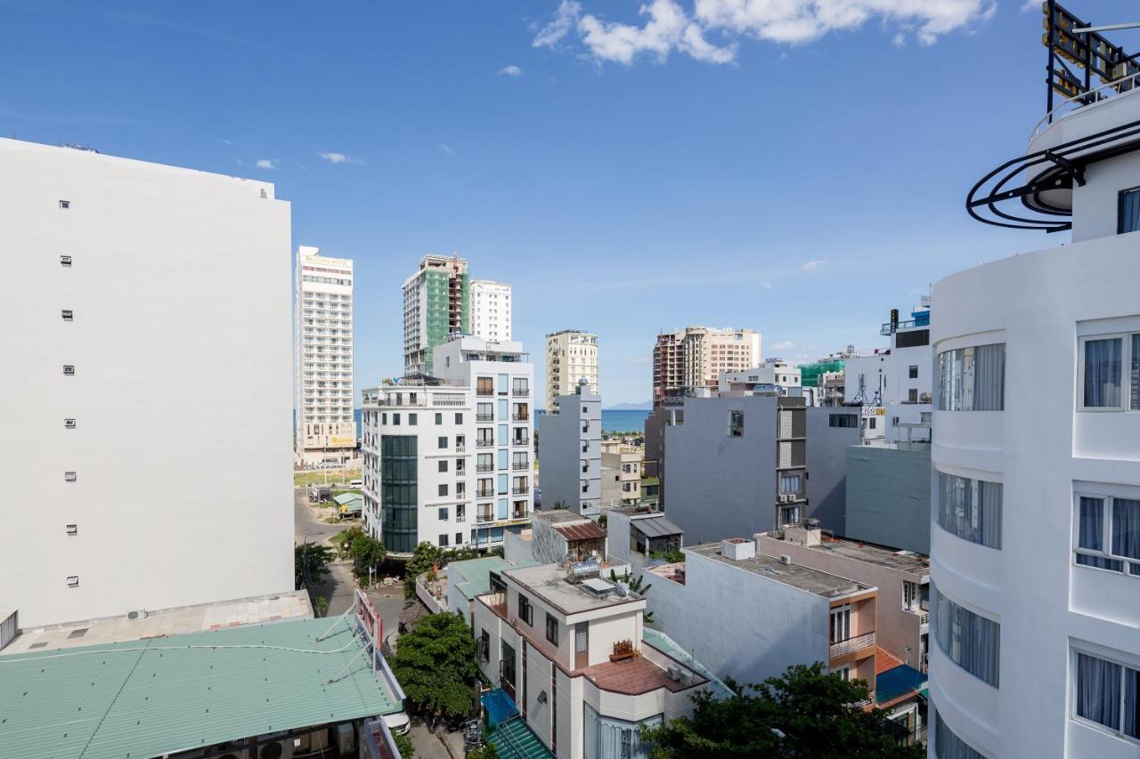Moonlight Beach Hotel Da Nang Bagian luar foto