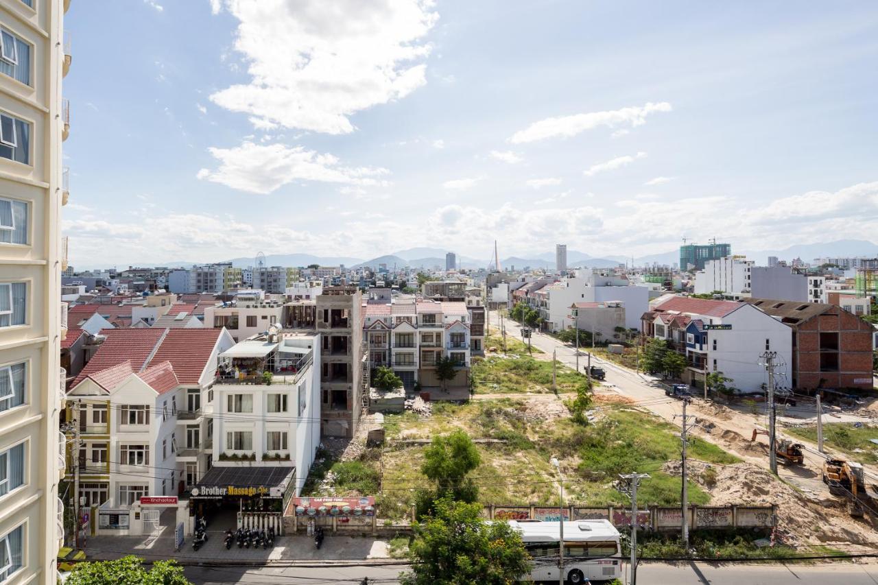 Moonlight Beach Hotel Da Nang Bagian luar foto